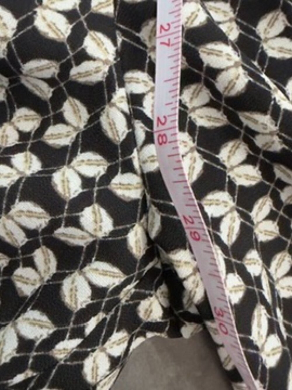 Black & White Floral Wide-Leg Jumpsuit - Picture 14 of 16